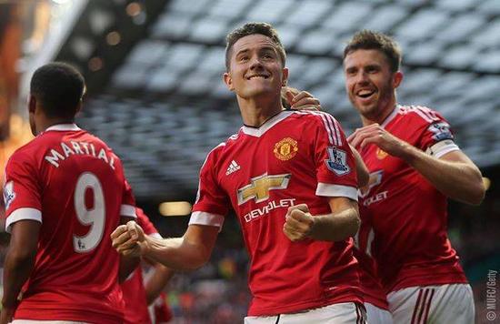 世体：由于穆斯莱拉离队，特狮将会是加拉塔萨雷的头号目标.